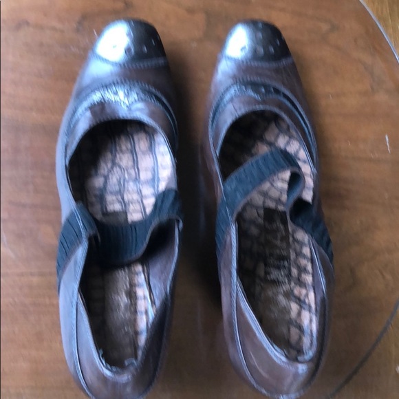 Used shoes - Picture 5 of 6